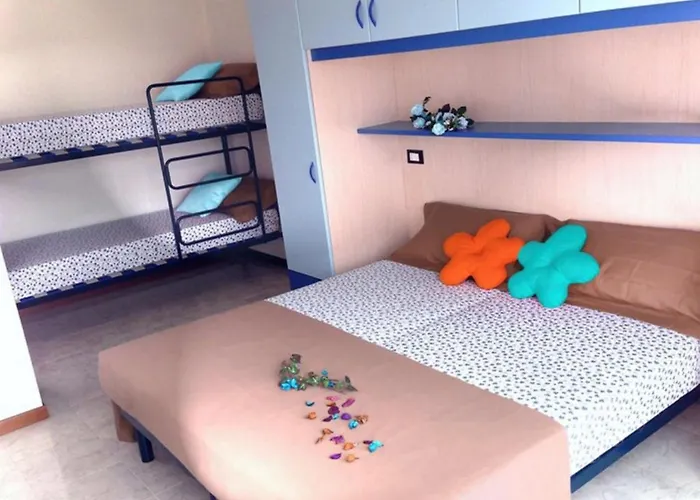 Comfortable Flat On The Floor * بيبيوني