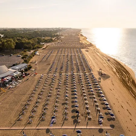 Comfortable Flat On The Floor Daire